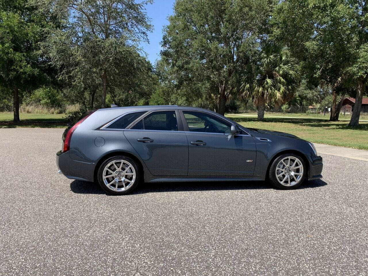 2011 Cadillac CTS-V 4