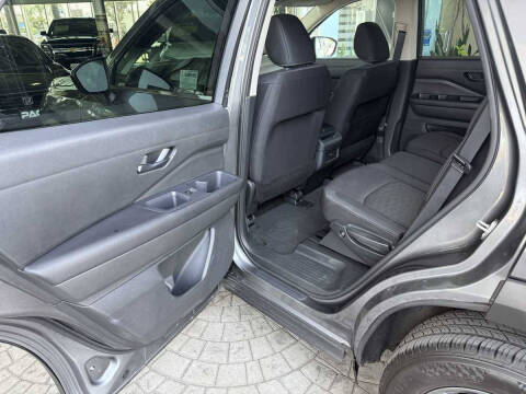 2024 Nissan Pathfinder S