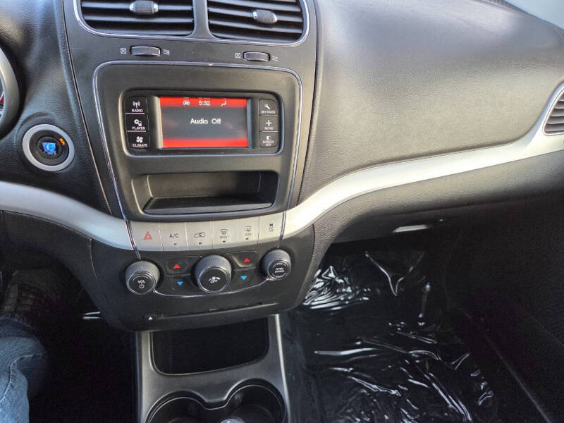 2013 Dodge Journey SXT - Photo 11