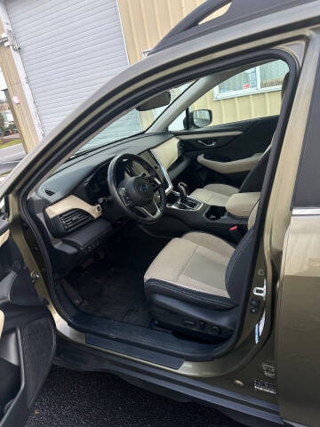 2022 Subaru Outback Premium