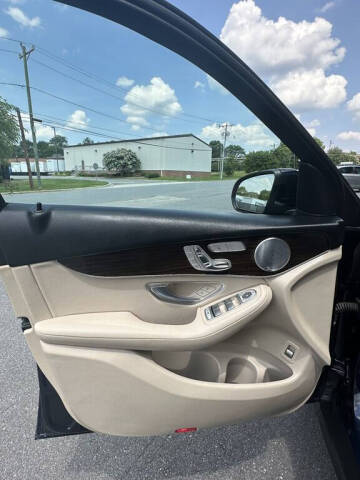 2017 Mercedes-Benz GLC GLC 300 4MATIC