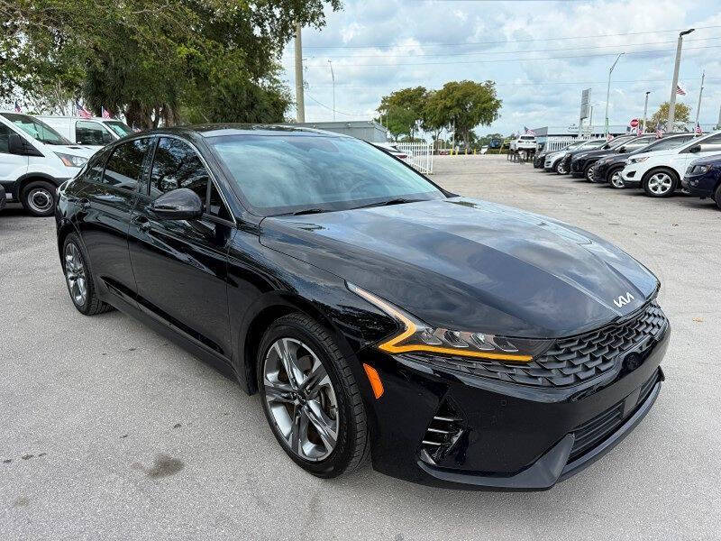 2022 Kia K5 EX