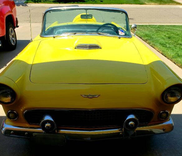 1956 Ford Thunderbird