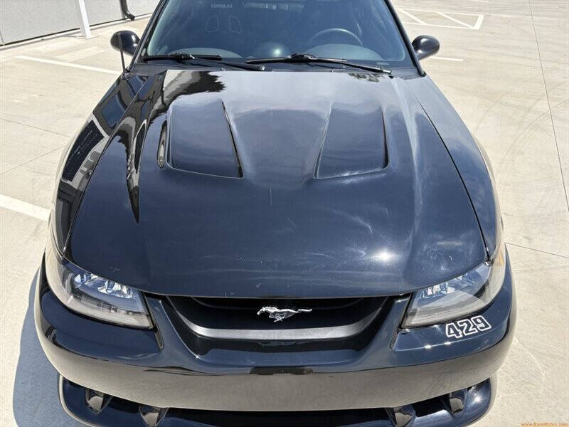 2002 Ford Mustang GT Deluxe