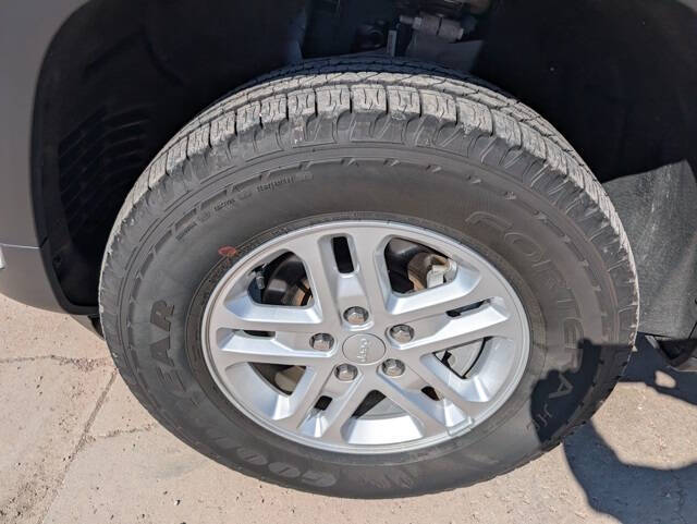 2024 Jeep Grand Cherokee Laredo