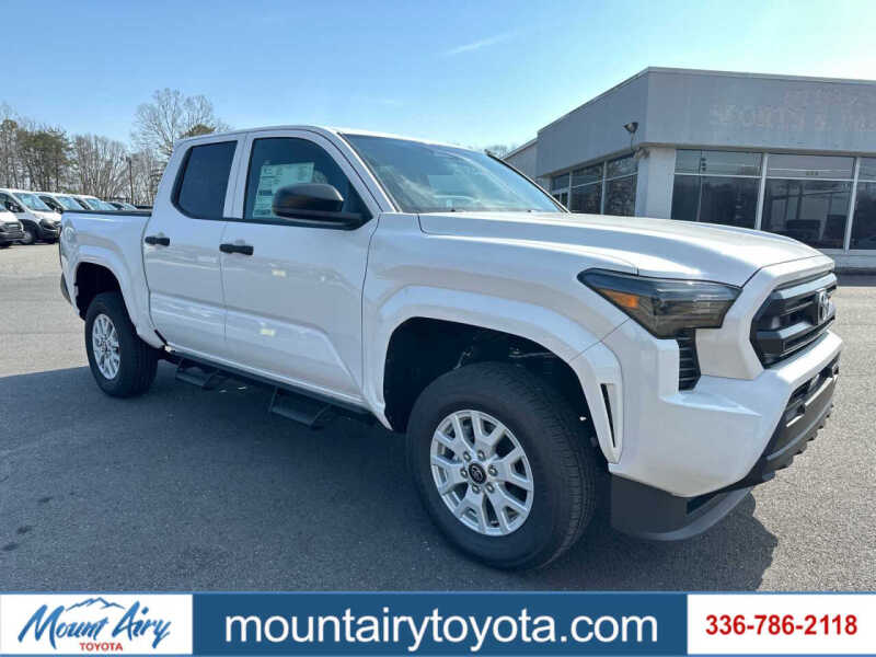2025 Toyota Tacoma SR