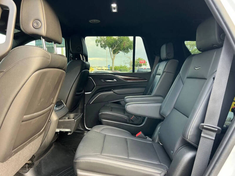 2021 Cadillac Escalade Luxury