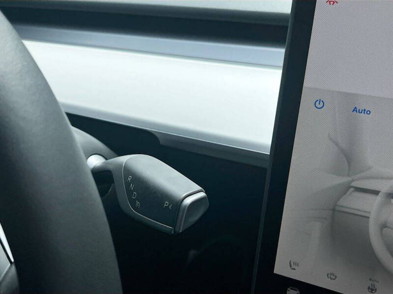 2024 Tesla Model Y Performance