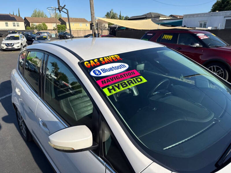 2017 Ford C-MAX Energi Titanium