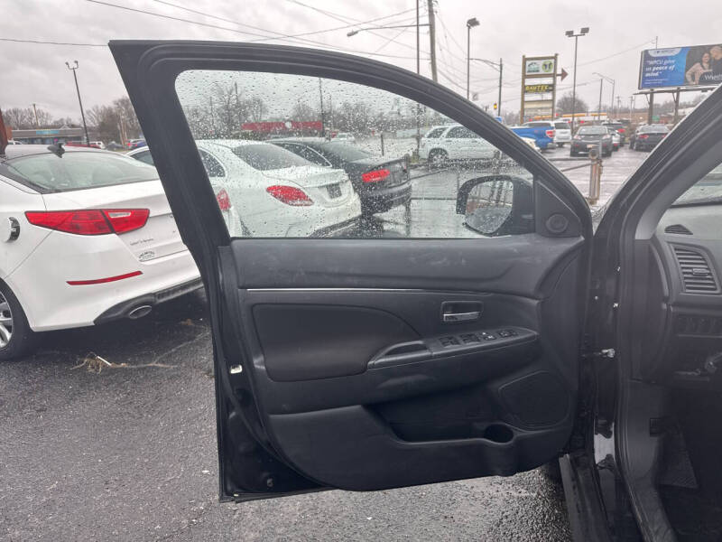 2019 Mitsubishi Outlander Sport ES