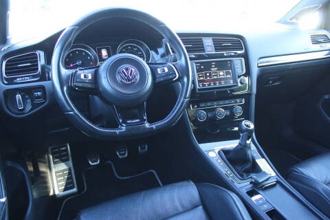 2016 Volkswagen Golf R