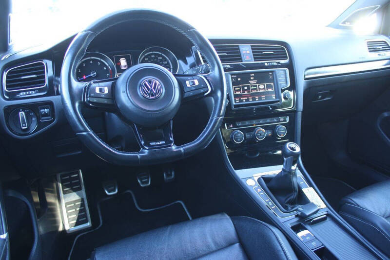 2016 Volkswagen Golf R