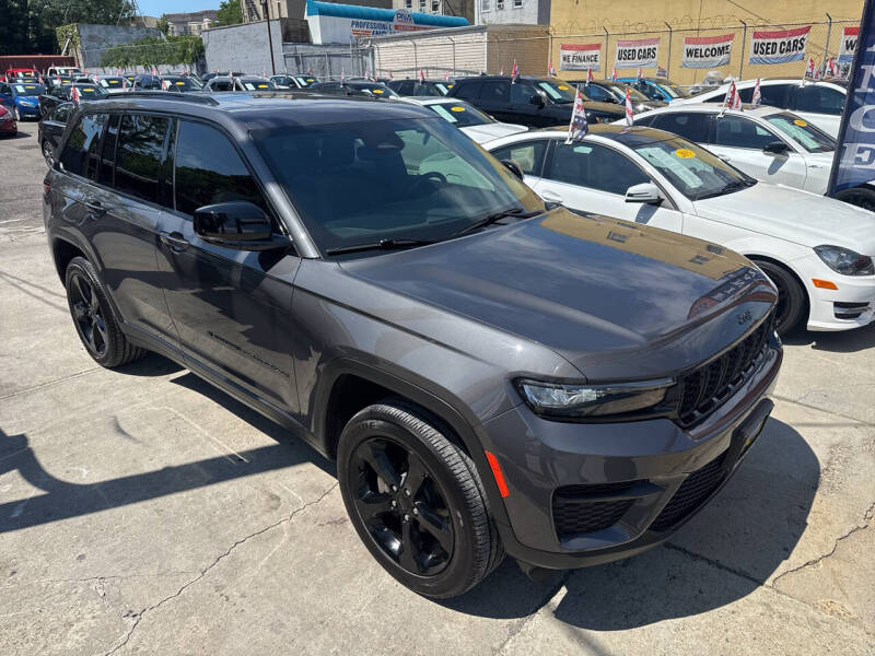 2023 Jeep Grand Cherokee Altitude