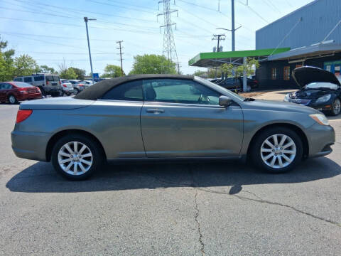 2012 Chrysler 200 Touring