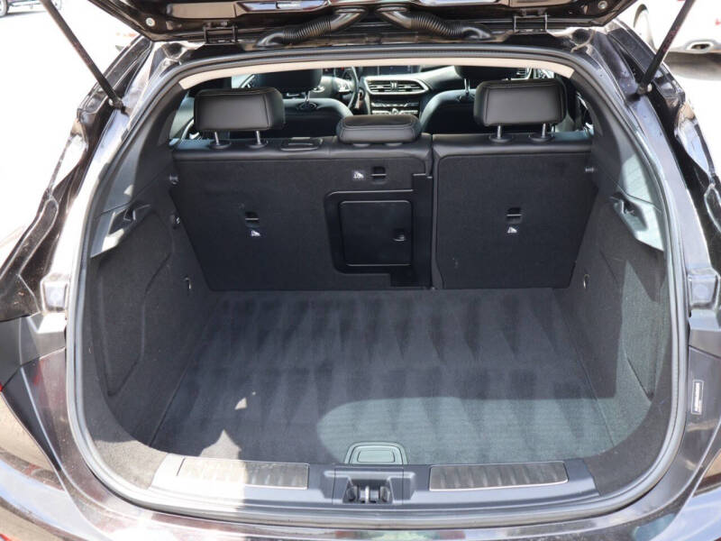 2017 Infiniti QX30 Premium