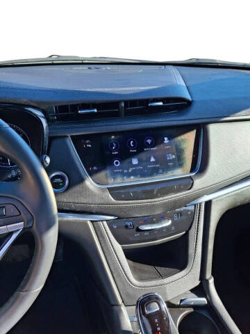 2023 Cadillac XT6 Luxury