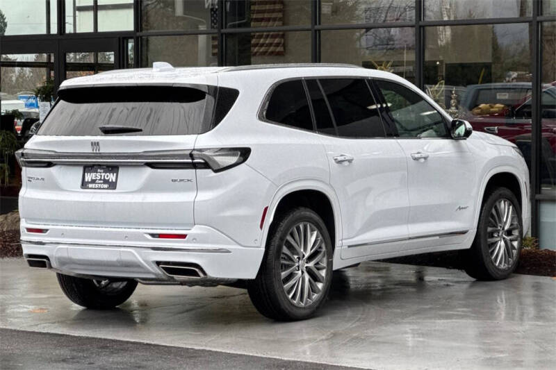 2026 Buick Enclave Avenir