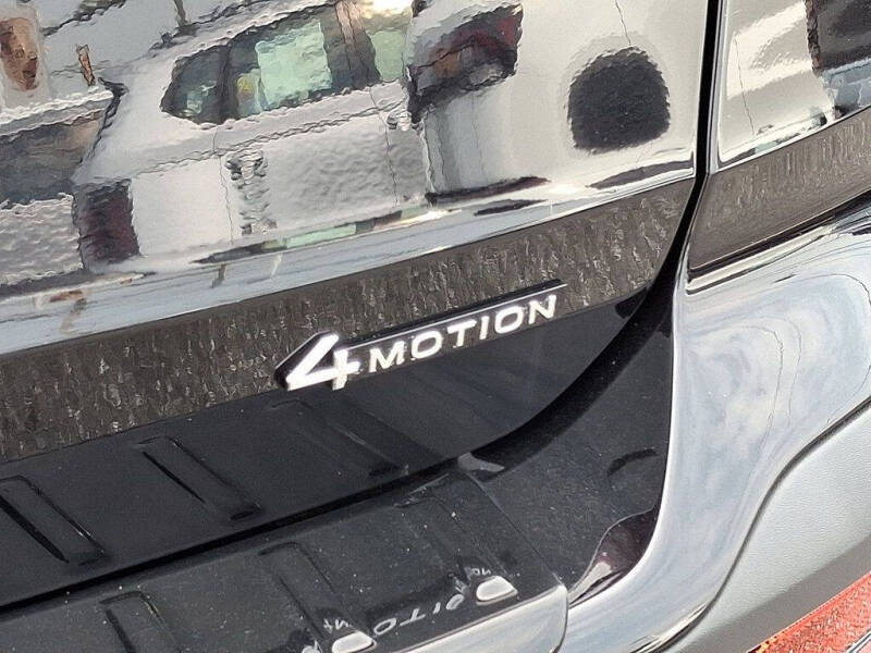 2022 Volkswagen Taos SEL 4Motion