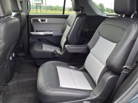 2024 Ford Explorer XLT