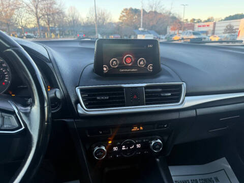 2017 Mazda MAZDA3 Touring