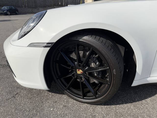 2024 Porsche 911 Carrera