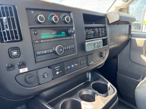 2024 Chevrolet Express Reefer Box Van