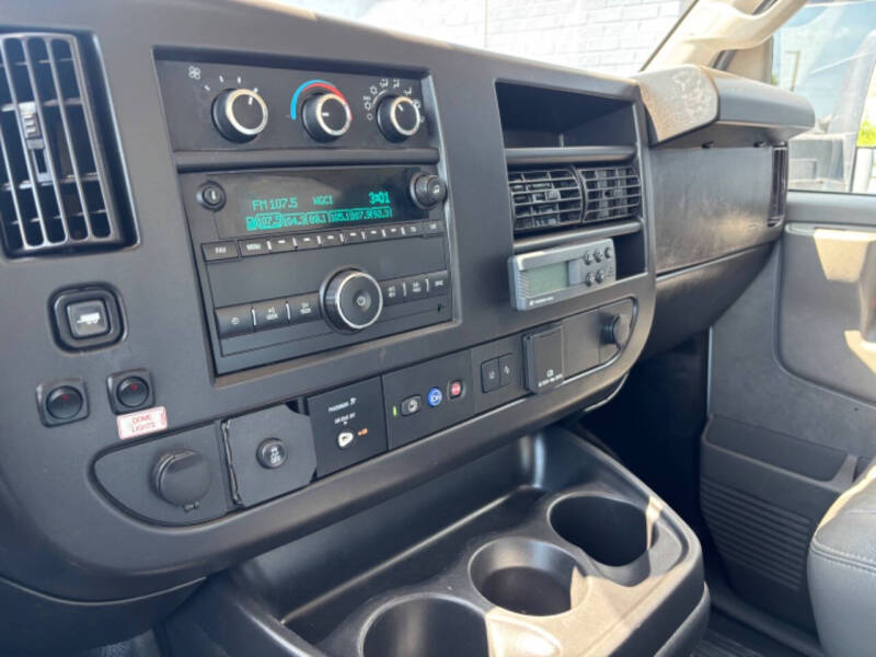 2024 Chevrolet Express Reefer Box Van