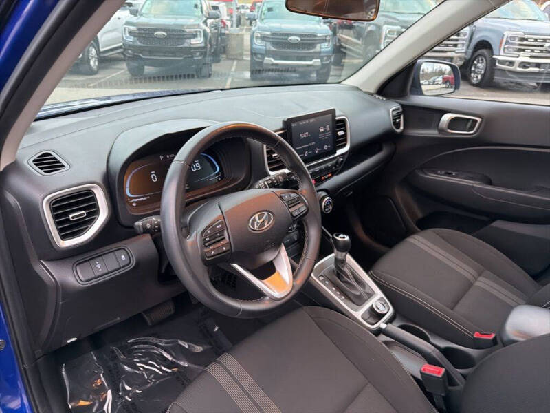 2024 Hyundai Venue SEL