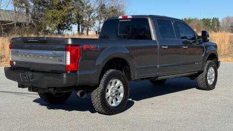 2017 Ford F-350 Super Duty Platinum