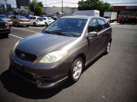 2004 Toyota Matrix for sale at Alexandria Car Connection in Alexandria VA