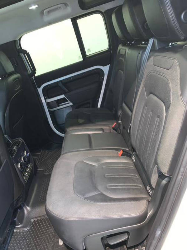 2020 Land Rover Defender 110 S