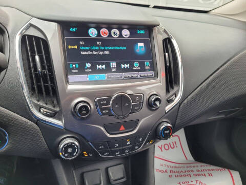 2016 Chevrolet Cruze LT Auto