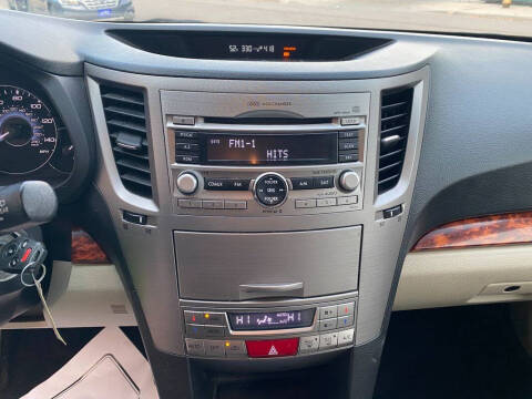 2010 Subaru Outback 2.5i Limited