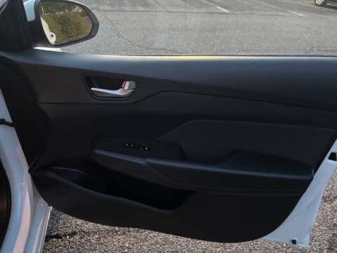 2019 Hyundai Accent SE