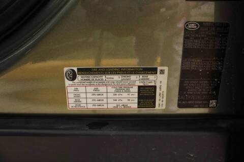 2020 Land Rover Defender 110 SE