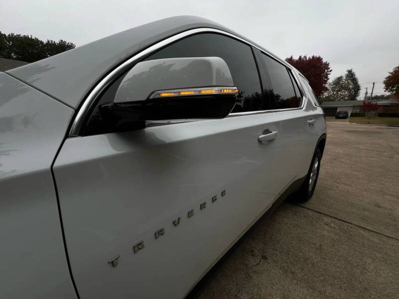 2019 Chevrolet Traverse LT Cloth