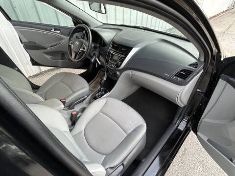 2016 Hyundai Accent Sport