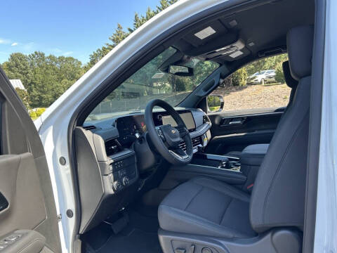 2025 Chevrolet Tahoe LS