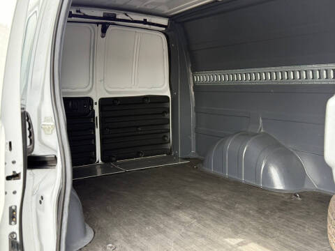 2022 Chevrolet Express 2500