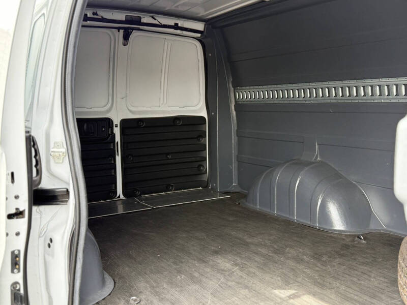 2022 Chevrolet Express 2500