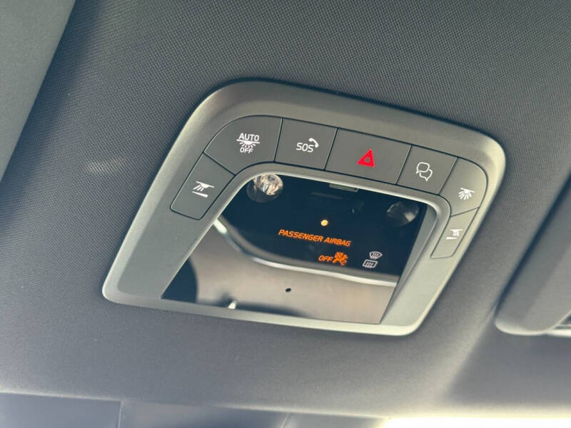 2025 Volvo EX90 Twin Performance Plus 7P