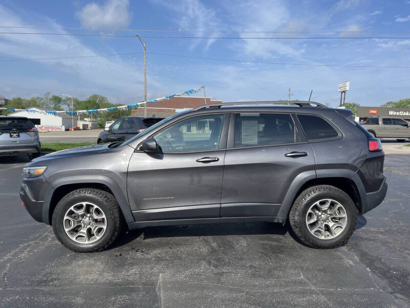 2020 Jeep Cherokee Trailhawk