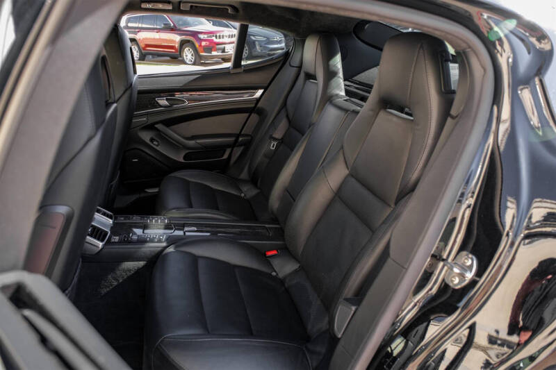 2011 Porsche Panamera Turbo