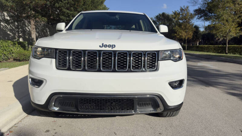 2017 Jeep Grand Cherokee Laredo