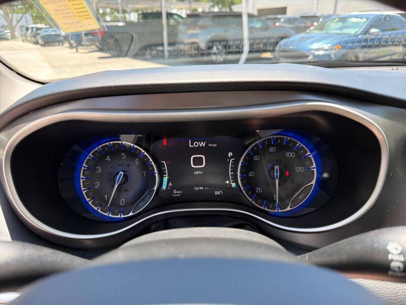 2021 Chrysler Pacifica Touring L