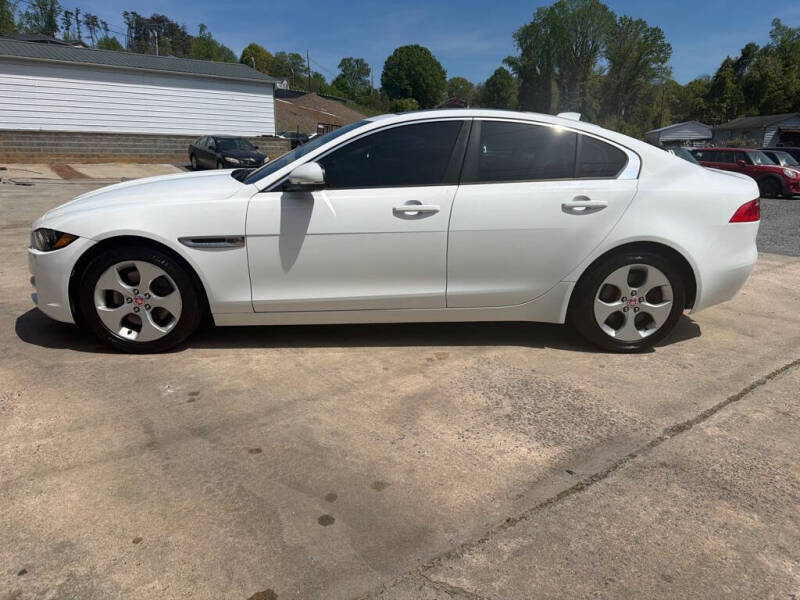 2017 Jaguar XE 25t
