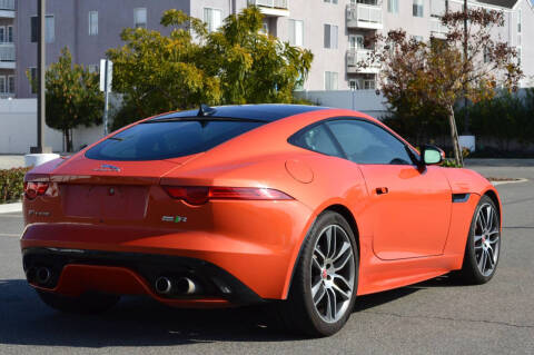 2016 Jaguar F-TYPE R