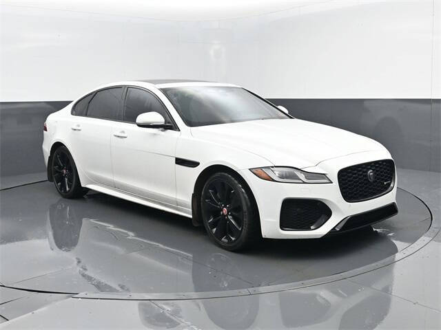 2022 Jaguar XF P300 R-Dynamic SE