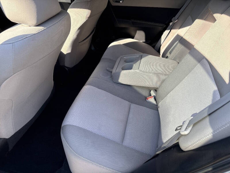 2015 Toyota Corolla LE