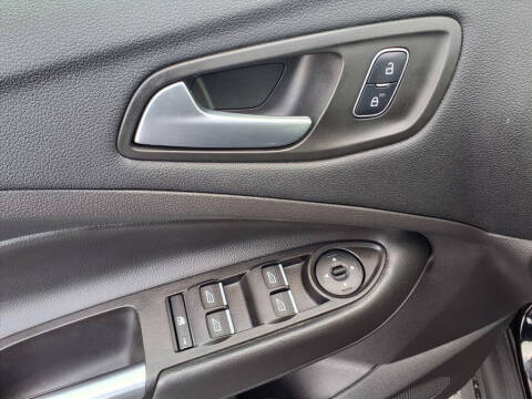 2017 Ford C-MAX Hybrid SE